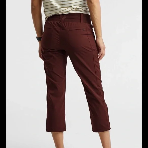 Title Nine Clamber Capri Pant 10 Women Blue Stretch Gorpcore Hiking Travel Nylon - Picture 16 of 16